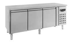 Combisteel Bakkerskoelwerkbank 635 liter met 3 deuren - Standard Line