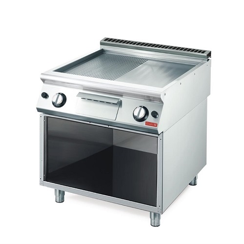 Gastro M 700 Plus Bakplaat op gas 1/2 glad 1/2 geribd