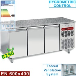 Diamond geventileerde Diepvriestafel 550 liter met 3 deuren EN 600 x 400 en granieten werkblad