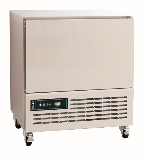 Foster Xtra Economy blast chiller terugkoelcapaciteit 12 kilo invriescapaciteit 6 kilo geschikt voor 5x GN 1/1 bakken 65 (d) mm